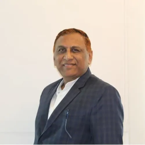 Dr. Mahesh Gupta